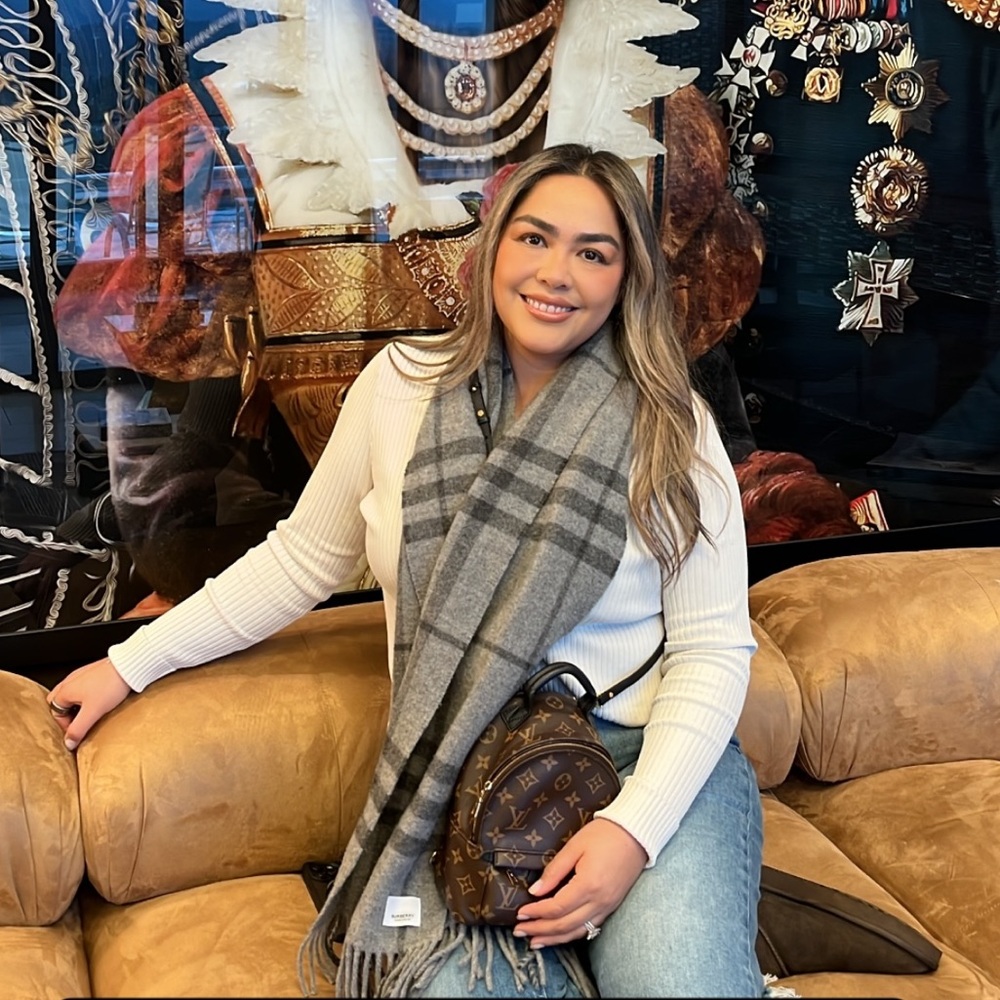 Meet your Posher, Ivette